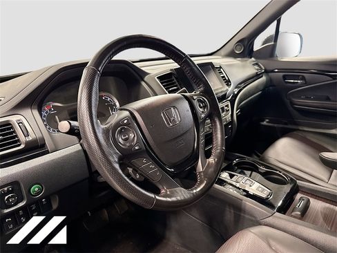 Used 2023 Honda Ridgeline Black Edition image 9
