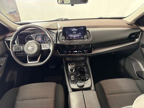 Used 2023 Nissan Rogue SV image 26