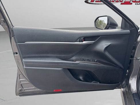 Used 2023 Toyota Camry LE image 26