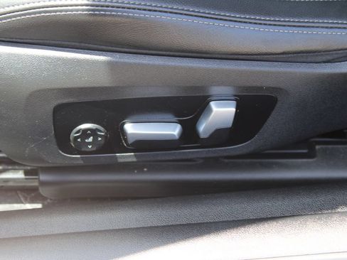 Used 2024 BMW 430i Convertible RWD image 16