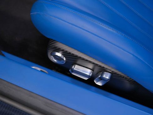 Used 2018 Bugatti Chiron image 22