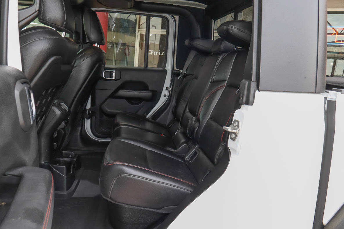 Used 2020 Jeep Gladiator Rubicon AWD/4WD image 8