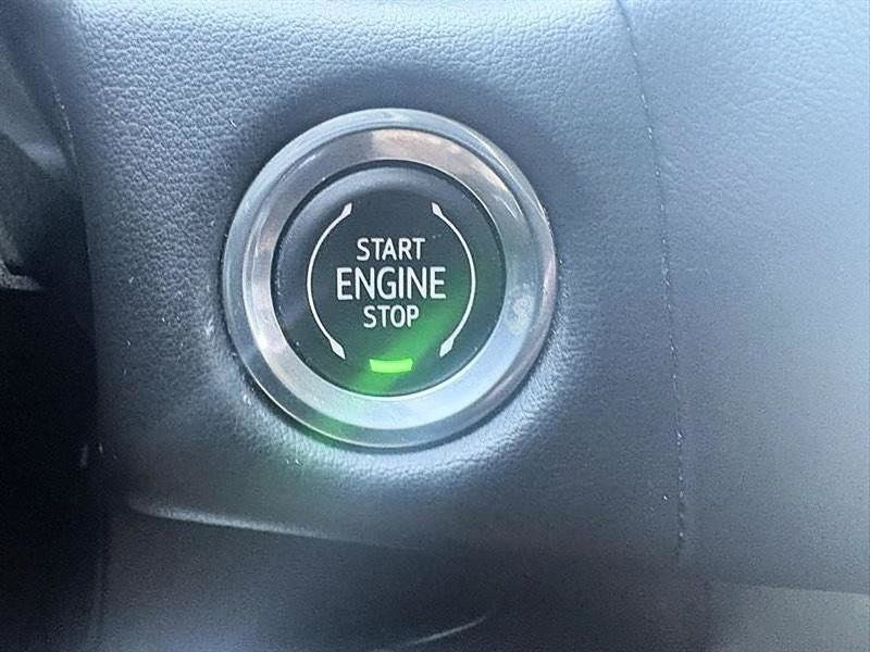 Used 2022 Chevrolet Tahoe Z71 AWD/4WD image 12