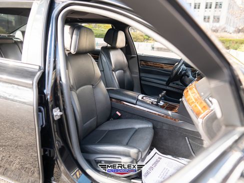 Used 2014 BMW 750Li xDrive image 17