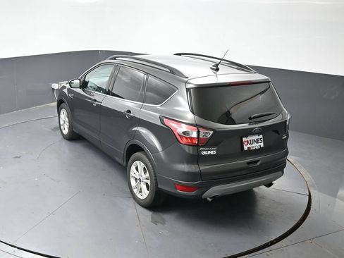 Used 2018 Ford Escape SE w/ SE Sync 3 Package FWD image 46