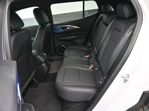 New 2026 Chevrolet Equinox EV LT FWD image 21