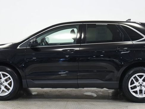 Used 2024 Ford Edge SEL AWD/4WD image 9