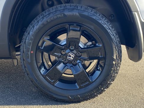 New 2026 Honda Ridgeline Black Edition image 7