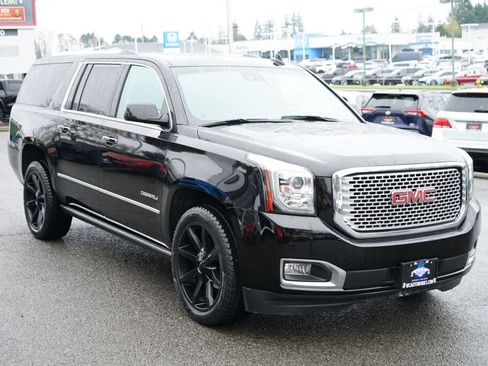 Used 2016 GMC Yukon XL Denali w/ Open Road Package image 7