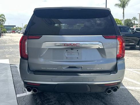 Used 2023 GMC Yukon Denali AWD/4WD image 7