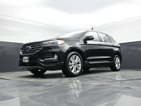 Used 2022 Ford Edge Titanium w/ Equipment Group 301A AWD/4WD image 42