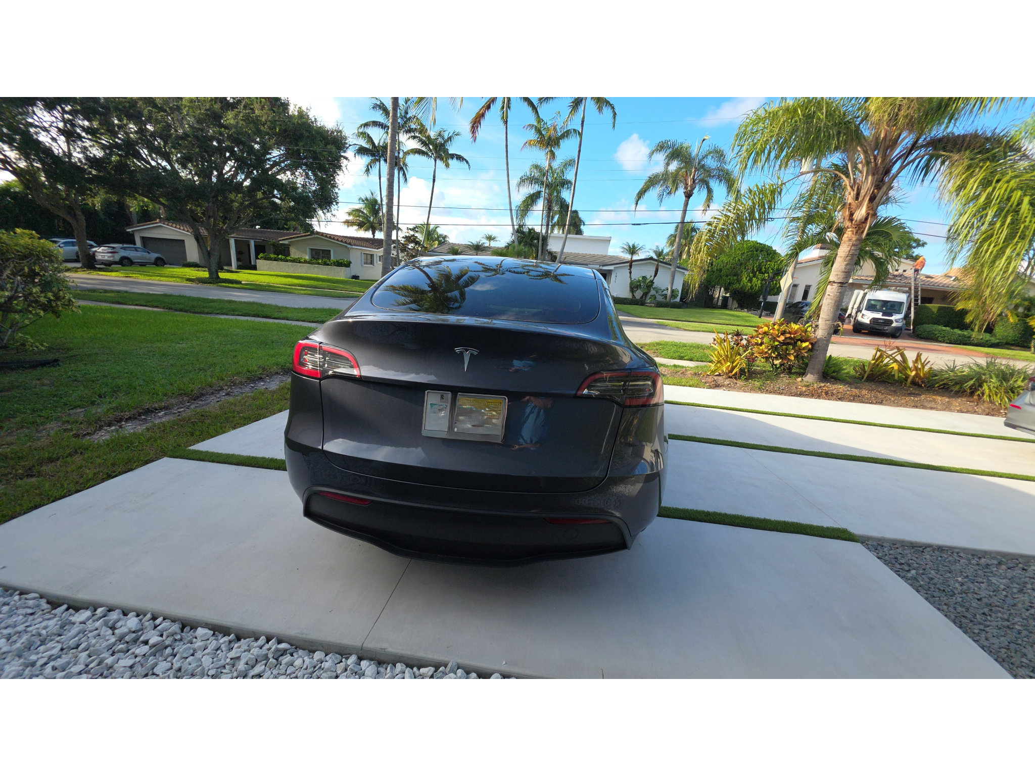 Used 2023 Tesla Model Y 2WD image 6