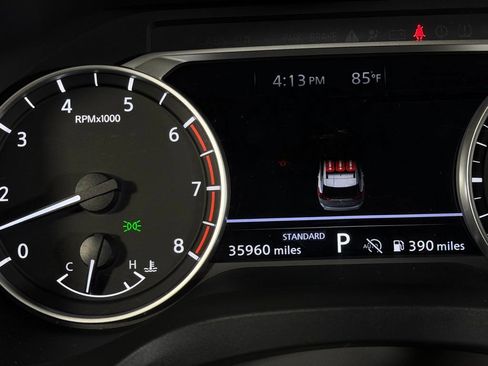 Used 2025 Nissan Rogue SV FWD image 17