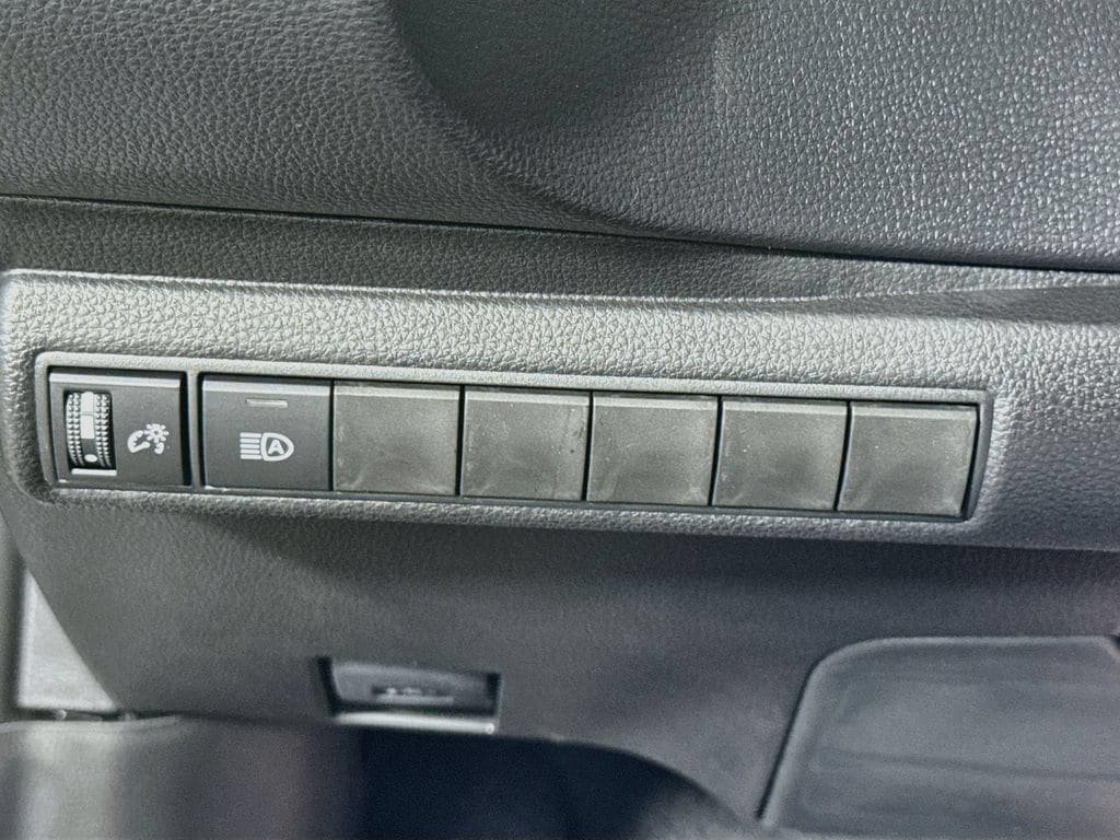 New 2026 Toyota Corolla LE FWD image 19