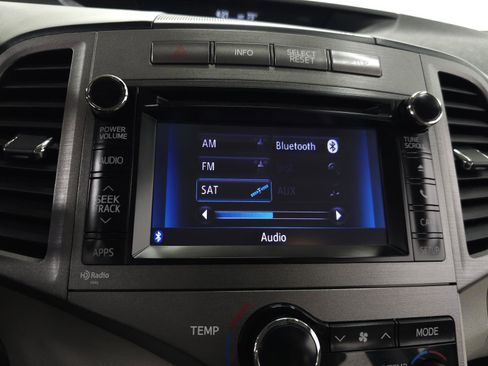 Used 2013 Toyota Venza XLE w/ Tow Prep Pkg image 21