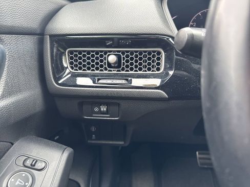 Used 2024 Honda Civic Sport image 18