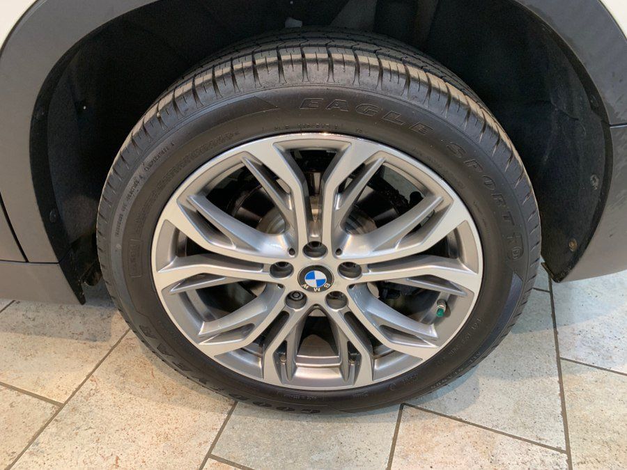 Used 2019 BMW X2 xDrive28i w/ Convenience Package AWD/4WD image 11