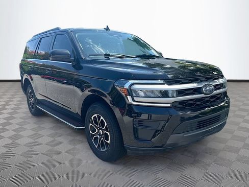Used 2023 Ford Expedition XLT RWD image 4