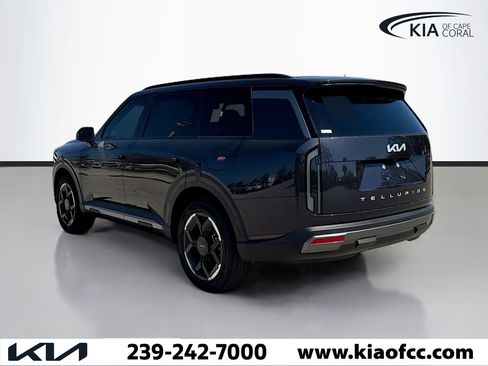 New 2027 Kia Telluride EX image 3