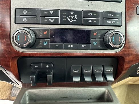 Used 2012 Ford F250 King Ranch w/ King Ranch w/Chrome Pkg image 39