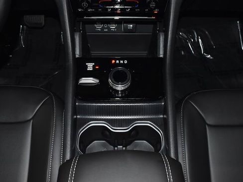 New 2025 Jeep Grand Cherokee Limited image 18