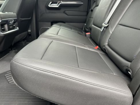 Used 2022 Chevrolet Silverado 1500 LTZ image 21