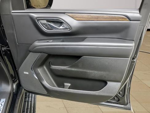 Used 2023 Chevrolet Tahoe High Country w/ Premium Package image 33