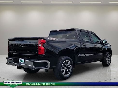 Used 2024 Chevrolet Silverado 1500 LT AWD/4WD image 4