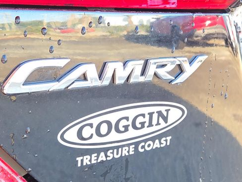 Used 2013 Toyota Camry LE image 17