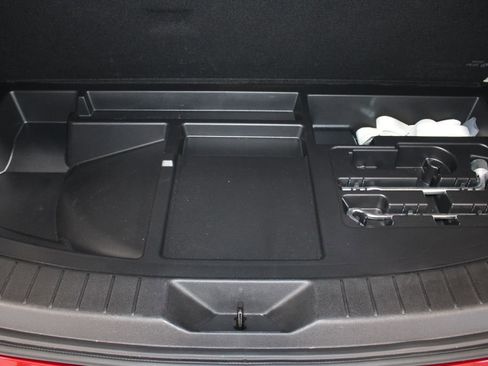 Used 2024 MAZDA CX-90 Plug-In Hybrid w/ Premium Pkg image 18