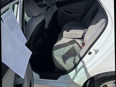 Used 2015 Kia Optima LX image 11