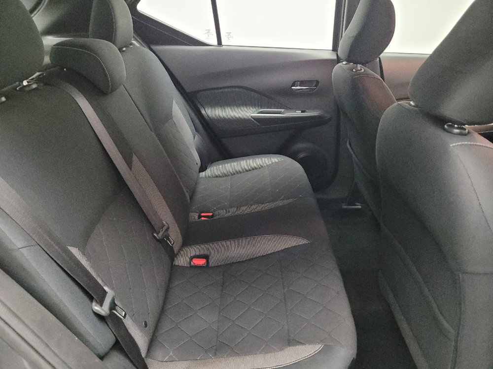 Used 2019 Nissan Kicks SV FWD image 19