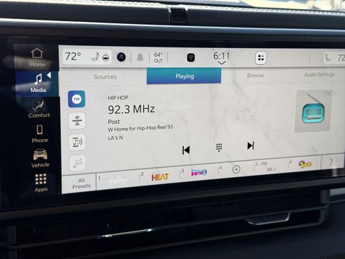 Certified 2024 Jeep Wrangler Unlimited Sahara image 19