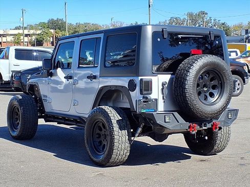 Used 2012 Jeep Wrangler Unlimited Sport image 5