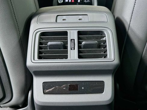 New 2025 Audi Q5 Premium image 23