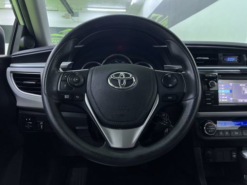 Used 2015 Toyota Corolla LE FWD image 20