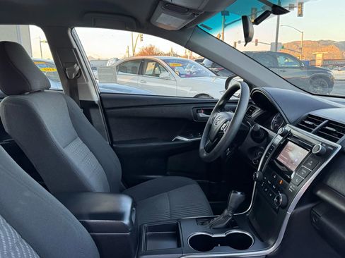 Used 2015 Toyota Camry LE FWD image 10