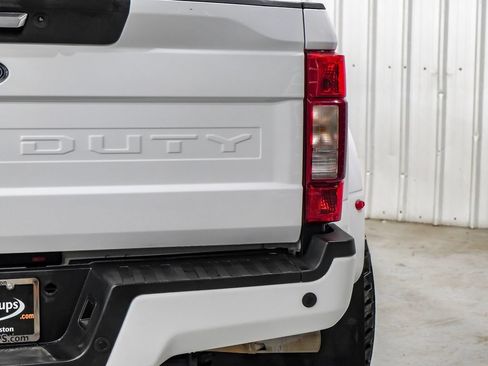 Used 2022 Ford F350 Lariat w/ Lariat Value Package AWD/4WD image 51