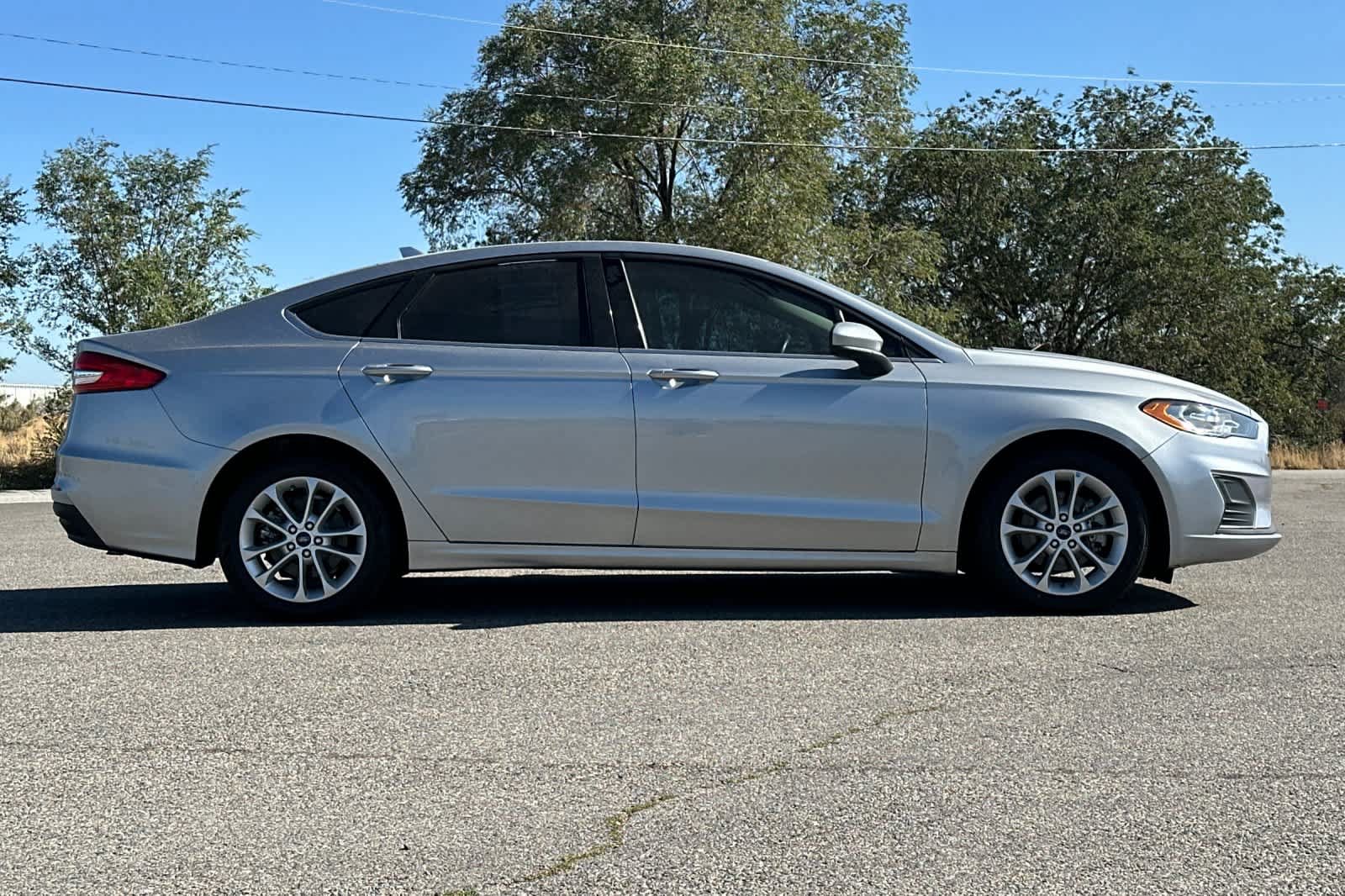 Certified 2020 Ford Fusion SE FWD image 8