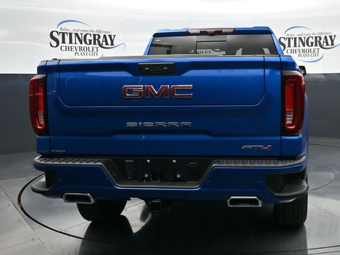 Used 2024 GMC Sierra 1500 AT4 w/ Technology Package image 6