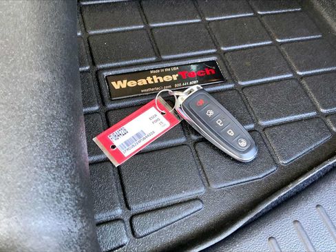 Used 2015 Ford Escape Titanium AWD/4WD image 15