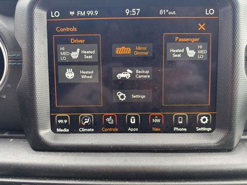 Used 2022 Jeep Wrangler Unlimited Rubicon 4xe w/ Cold Weather Group AWD/4WD image 22