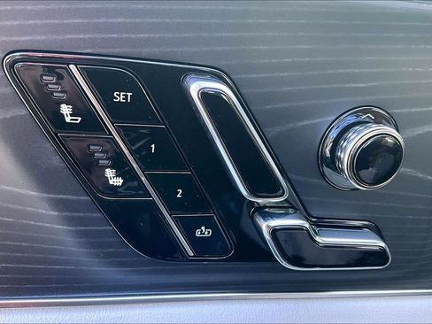 New 2026 Cadillac Lyriq Luxury w/ LPO, Floor Liner Package AWD/4WD image 18
