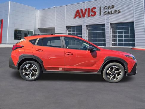 Used 2025 Subaru Crosstrek 2.0i Premium AWD/4WD image 5