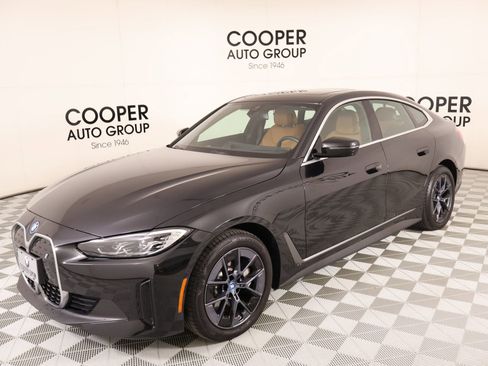 Used 2024 BMW i4 eDrive35 w/ Premium Package RWD image 11