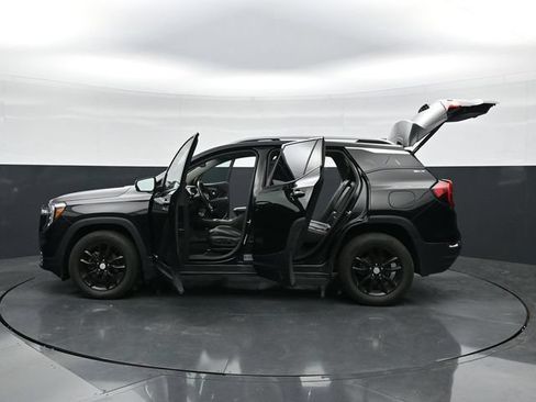 Used 2023 GMC Terrain SLT w/ Infotainment Package II AWD/4WD image 47