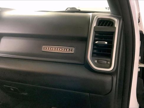 Used 2022 RAM 1500 Big Horn AWD/4WD image 18