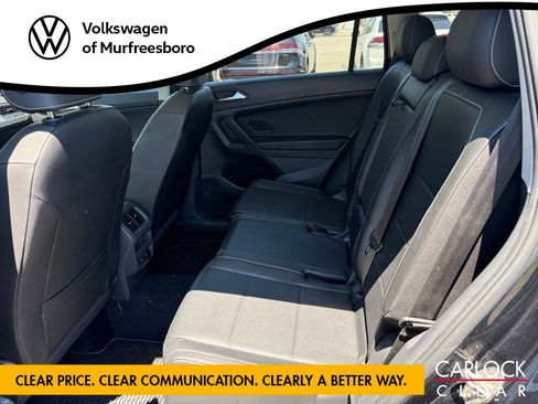 Used 2021 Volkswagen Tiguan SEL AWD/4WD image 25
