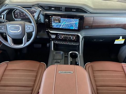 New 2026 GMC Sierra 2500 Denali Ultimate AWD/4WD image 15