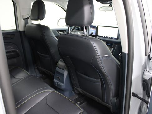 New 2026 Ford Maverick Lobo image 29